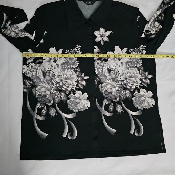 Modelia Women's Floral Print Kimono W/ Inner Sleeveless Blouse Black Size Medium - Picture 11 of 15